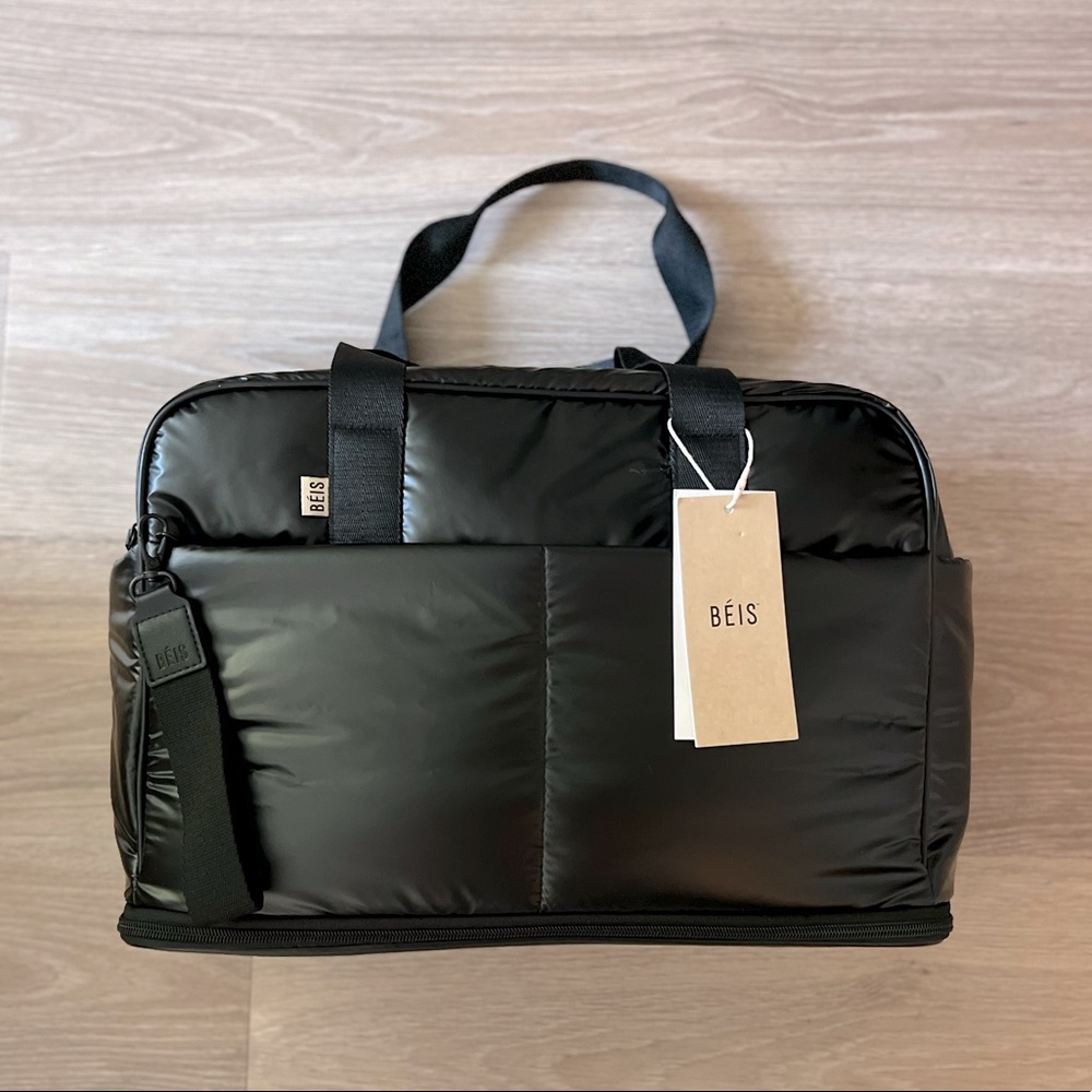 NWT BEIS The Expandable Duffle in Black